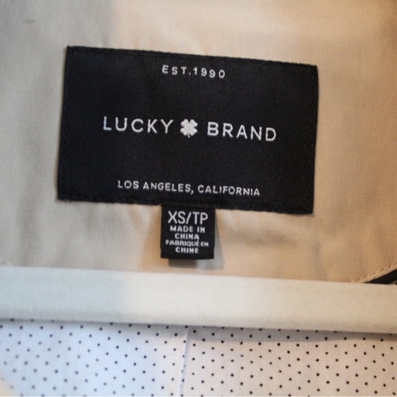 LUCKY BRAND TRENCH COAT - NEVER WORN - Picture 5 of 5